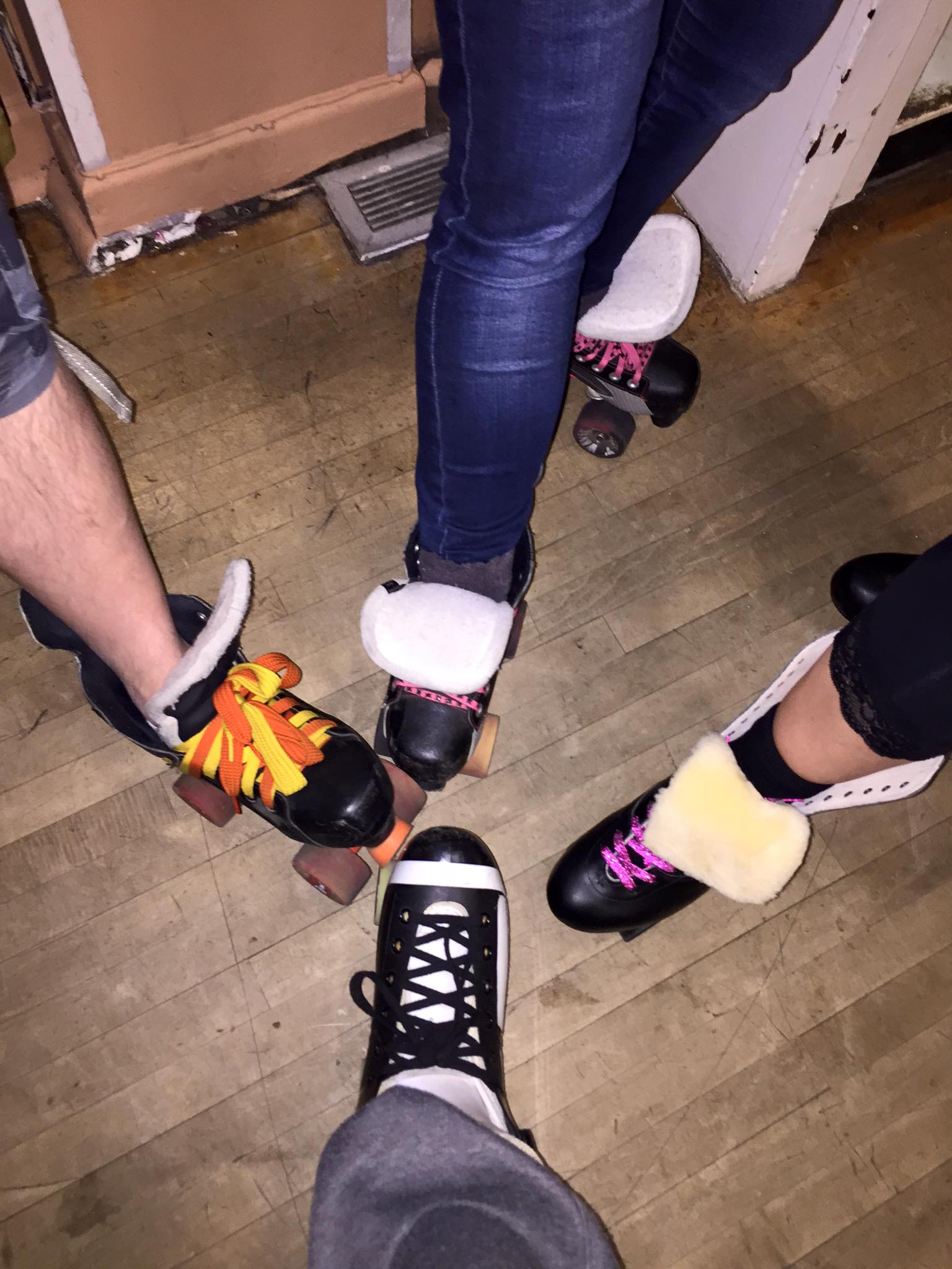 SK8 Roller Skating